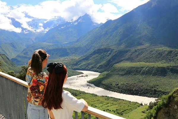 4月份去西藏旅游大概多少錢(qián)