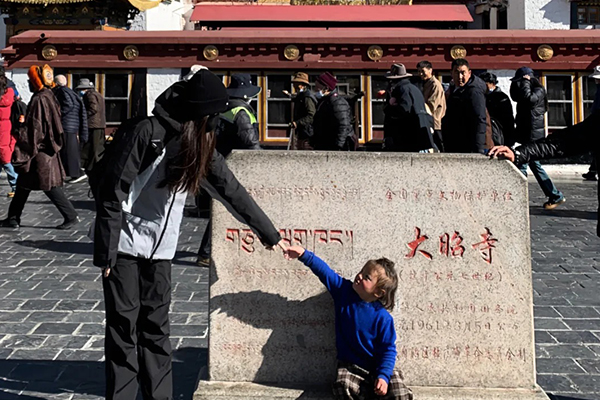 組團(tuán)去拉薩玩一周要多少錢
